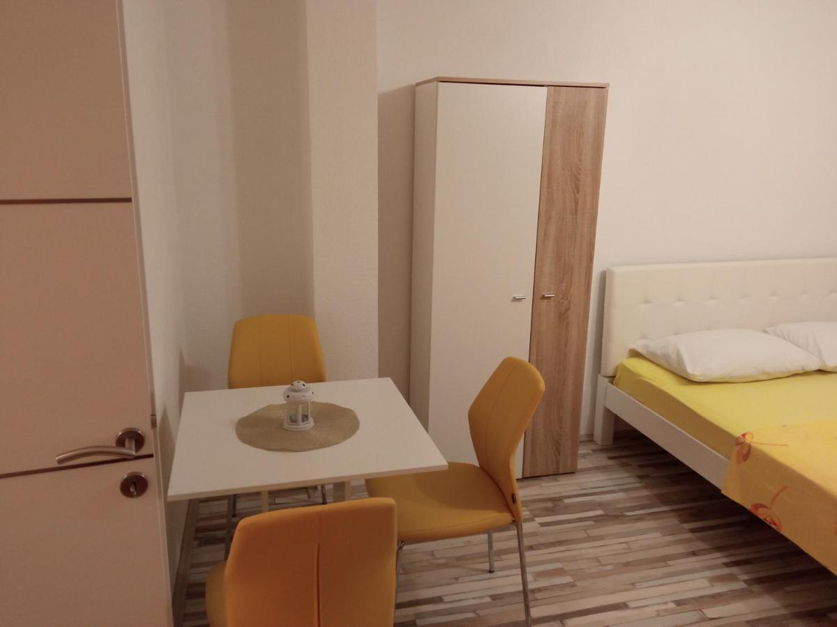 Studio Apartman Matkovic Imotski Eksteriør bilde