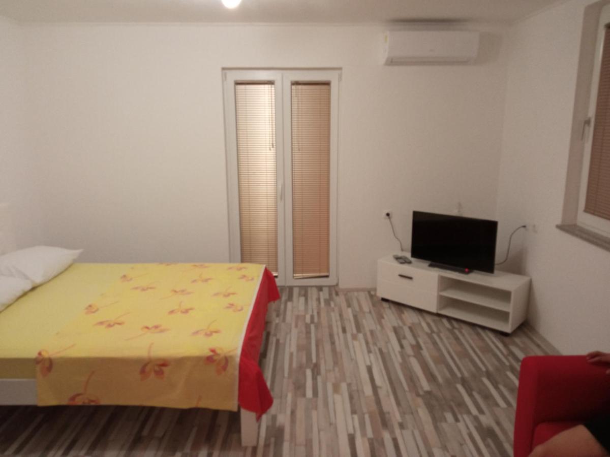 Studio Apartman Matkovic Imotski Eksteriør bilde