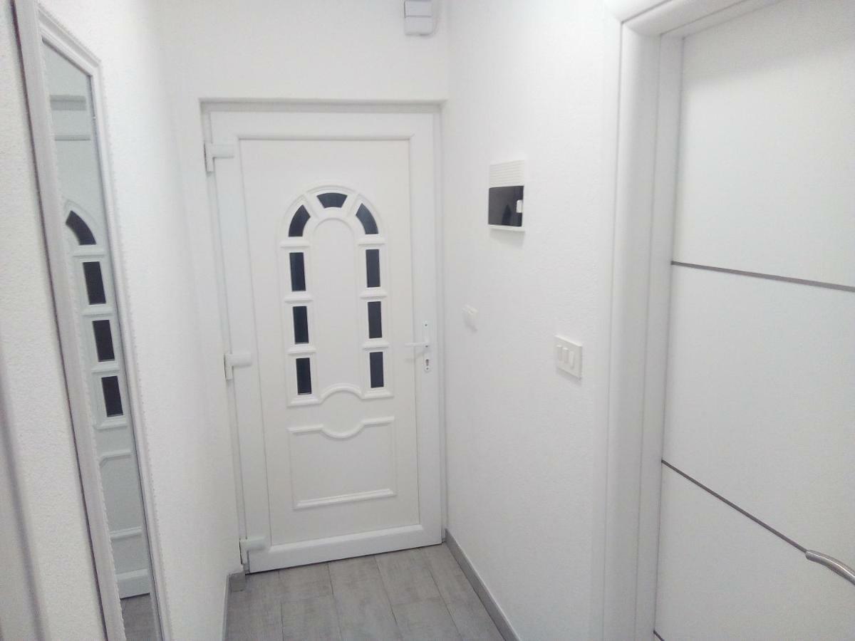 Studio Apartman Matkovic Imotski Eksteriør bilde